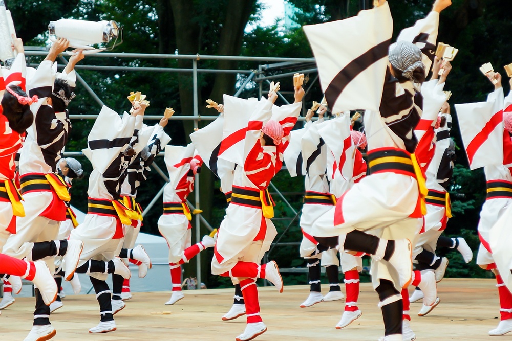 Yosakoi dancers